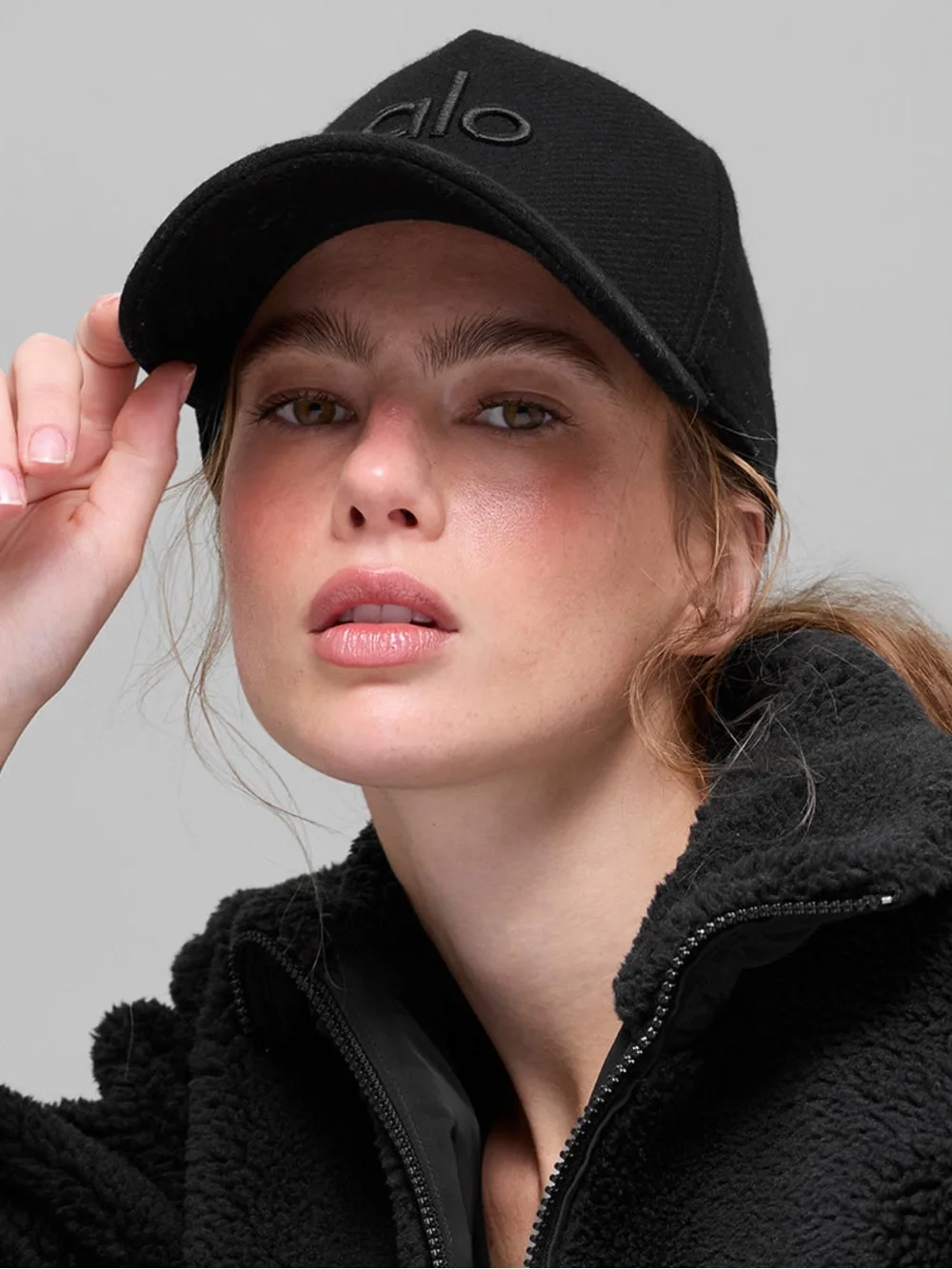 Alo Yoga Wool Blend District Trucker Hat Black